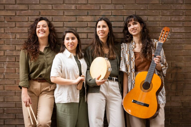las 4 componentes de ester vallejo